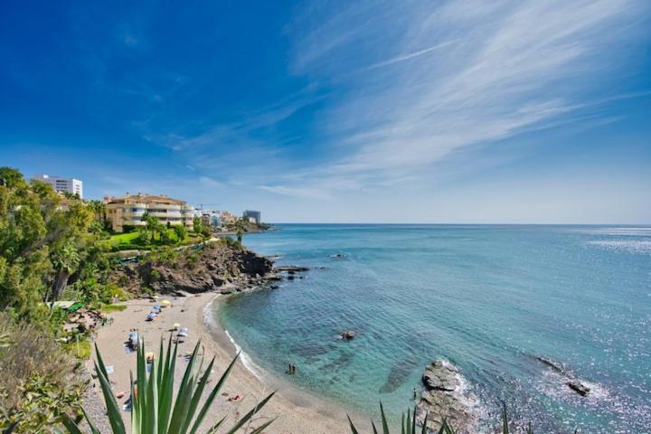 Sea Blue Apartment - Frente Al Mar Benalmádena Eksteriør billede